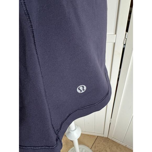 Lululemon Womens Tank Sz 8 Mesh With Me Top Naval Blue‎ Seaside Silver Fox Lake - Picture 8 of 9